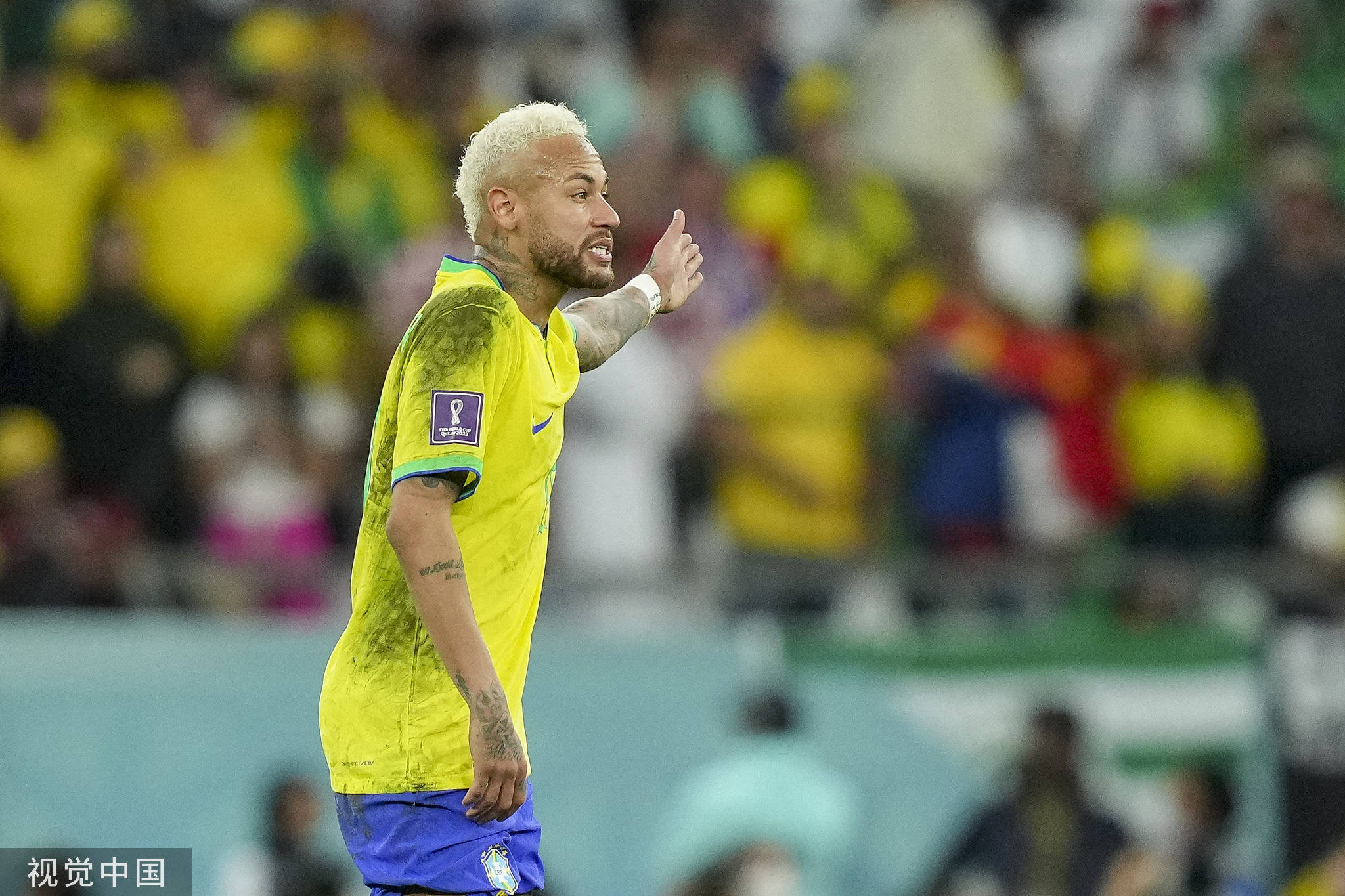 开云体育-内马尔在法国队比赛中赛况扑朔迷离，惊险取胜引发热议！的简单介绍