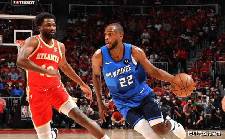 开云-西亚卡姆连续五场比赛得分超过逆转，老鹰挑战极限！的简单介绍