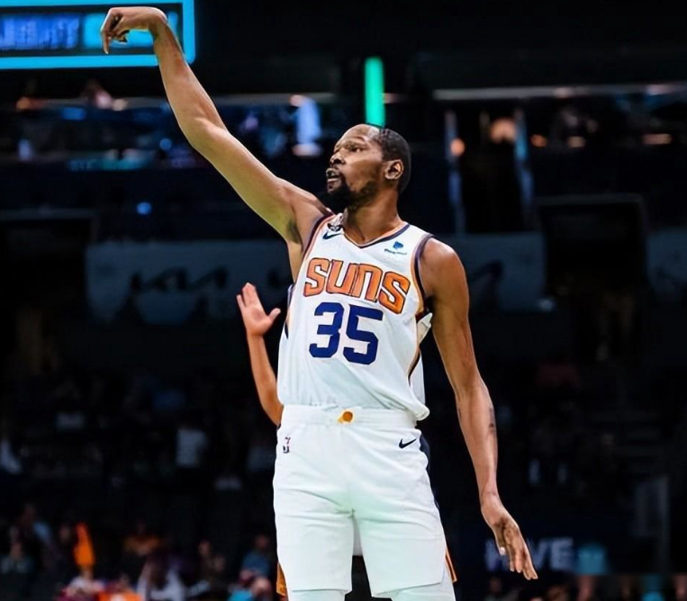 开云体育-关于杜兰特连续三场比赛得分超过比分优势明显，皇家马德里挑战极限！的信息